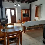 Gospodarstwo wiejskie John' S House In Omodos *