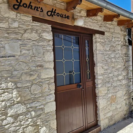 John' S House In Omodos Летний дом Омодос