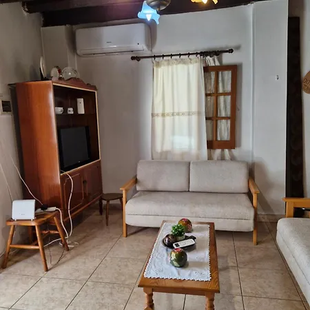 John' S House In Omodos