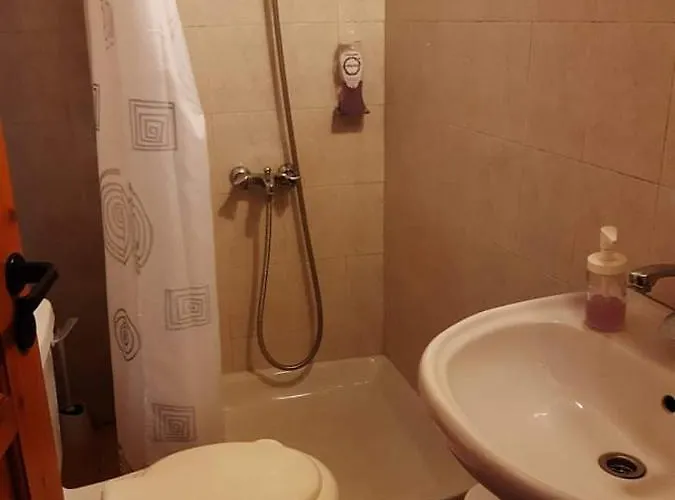 Lantställe John' S House In Omodos