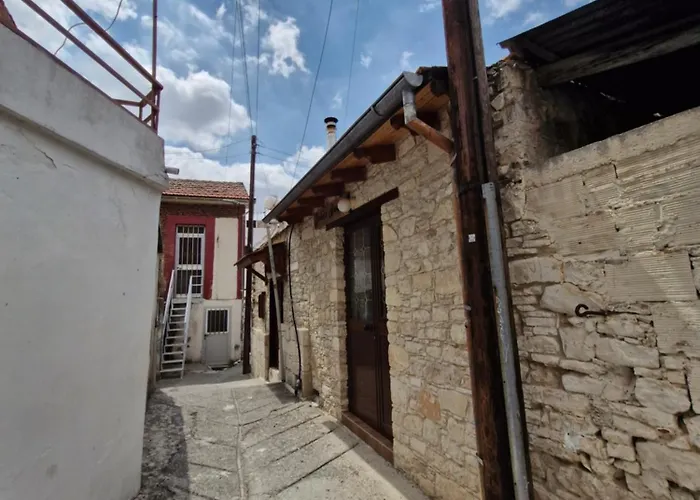 John' S House In Omodos Lantställe