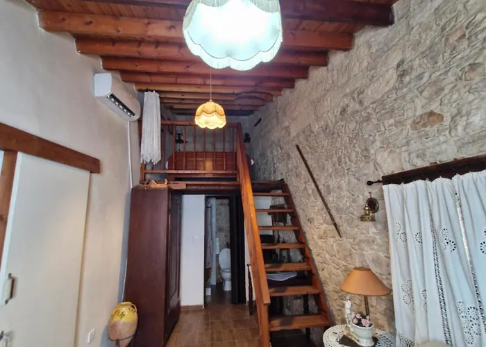 John' S House In Omodos Lantställe