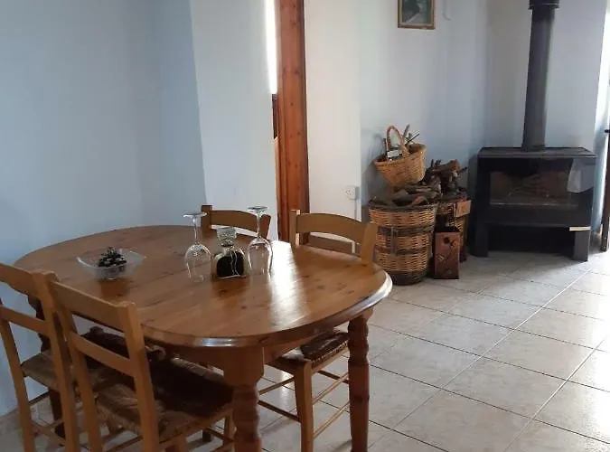 John' S House In Omodos