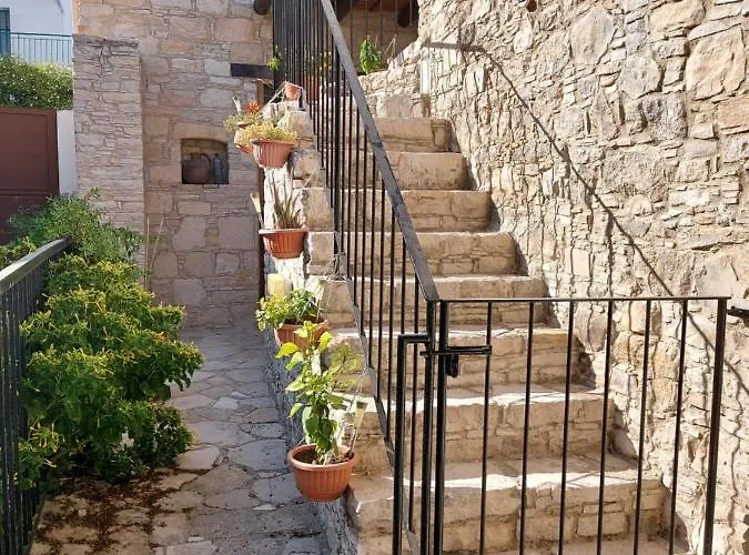 John' S House In Omodos *